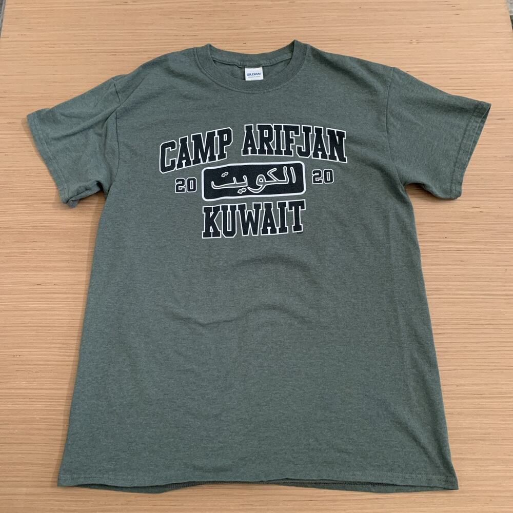 Camp Arifjan 2020 Kuwait Men's Size M Short Sleeve Crew Neck Green T-shirt